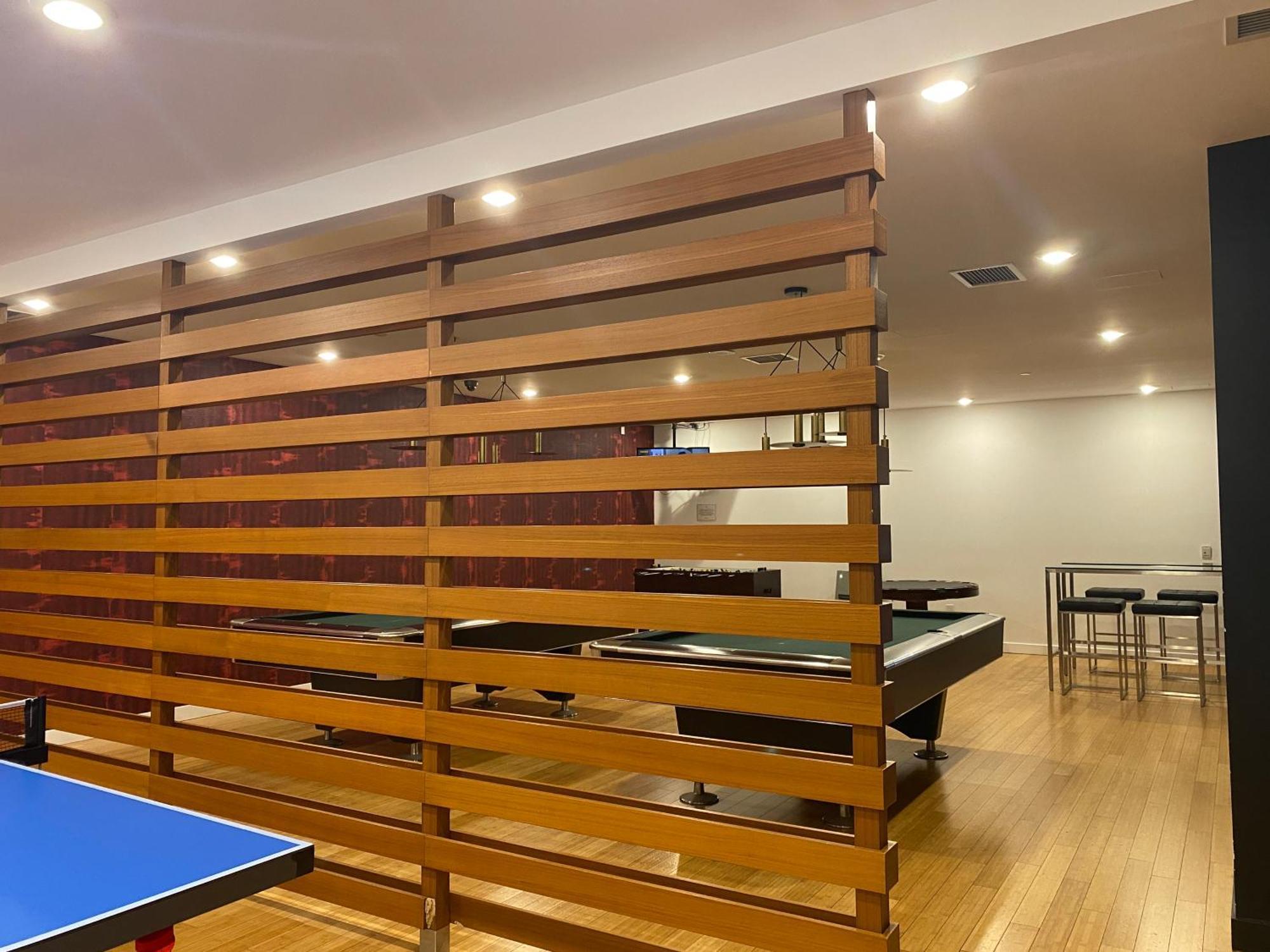 Family Oriented Downtown Toronto 2Bdrm Condo With Parking & Office Space ภายนอก รูปภาพ